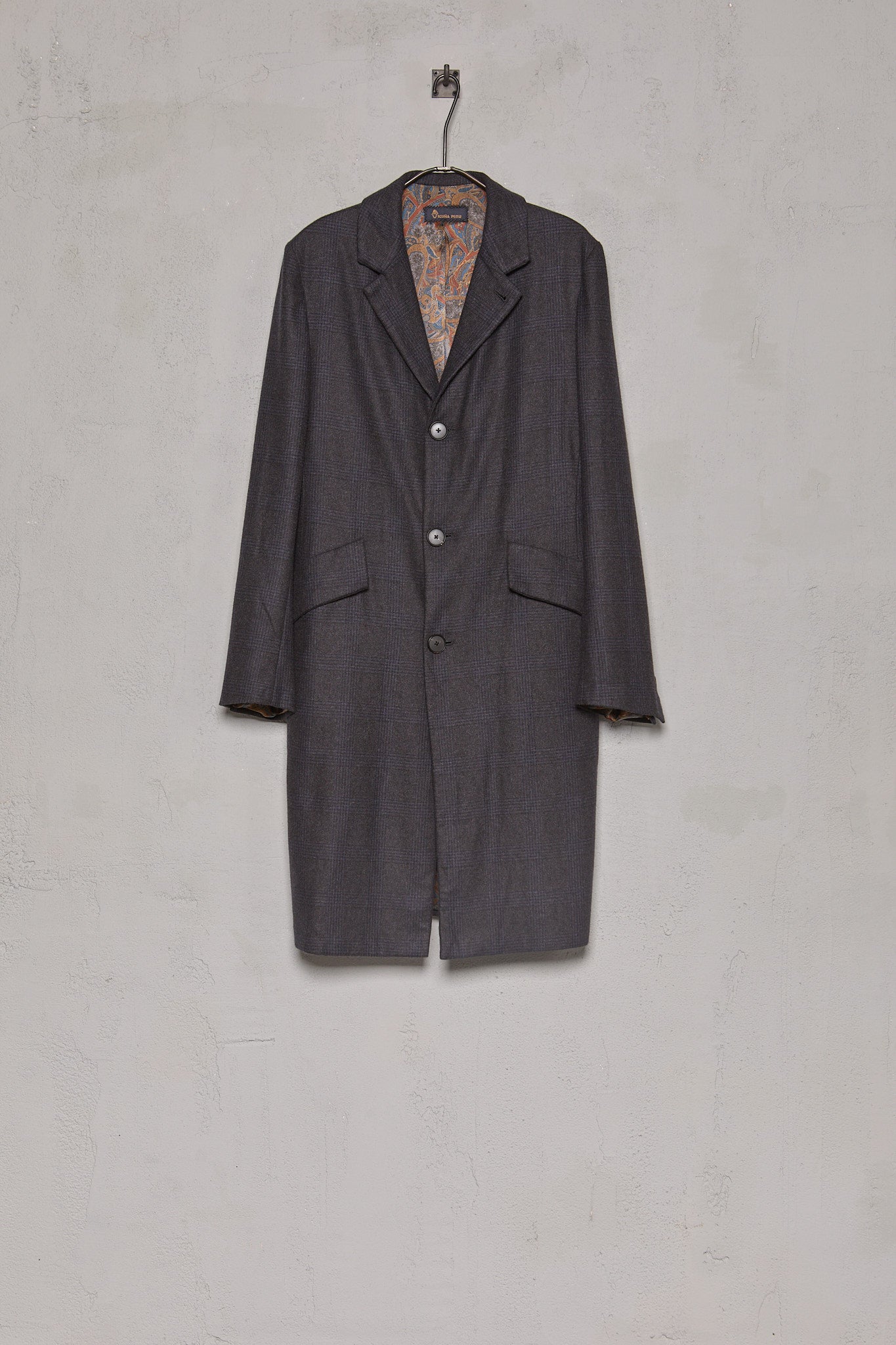 Geoffrey B. Small Men's Single Breasted Top Coat in Piacenza 1733 'Cocoon' Vicunya and Baby Cashmere