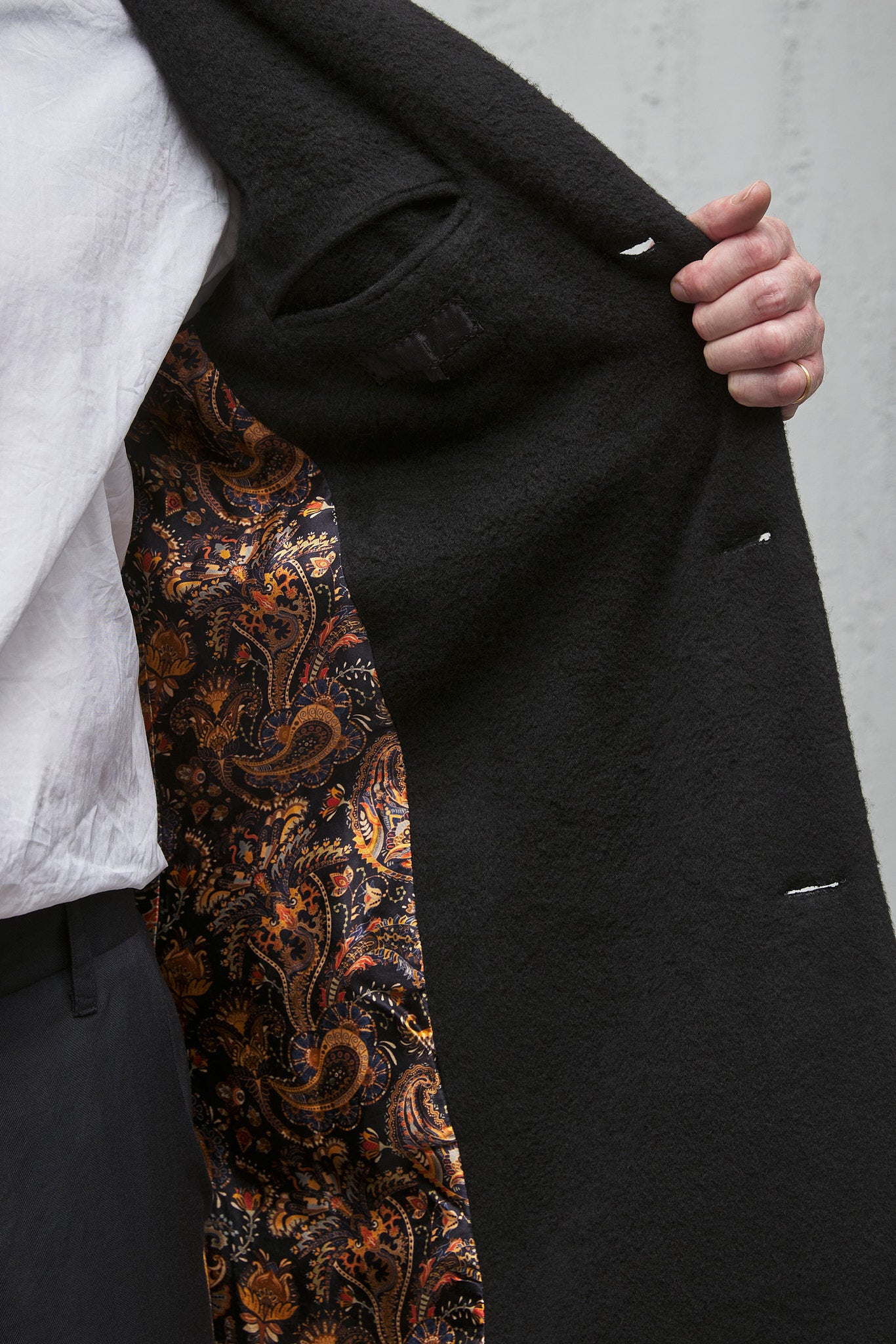 Geoffrey B. Small Men's 3 Button Long Coat in Piacenza 1733 Pure 3-Ply Alashan Cashmere