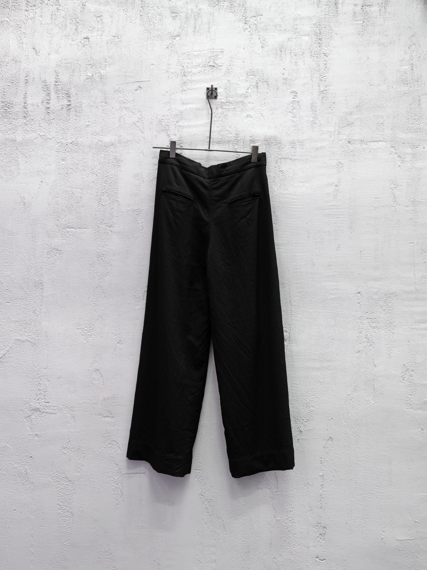 Geoffrey B. Small Women's Wide Leg Trouser in Biella Tasmanian Wool