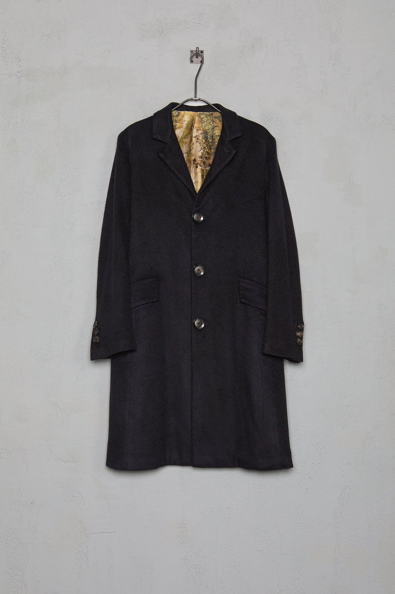 Geoffrey B. Small Women's 3 Button Coat in Piacenza 1733 2-Ply Alashan Cashmere