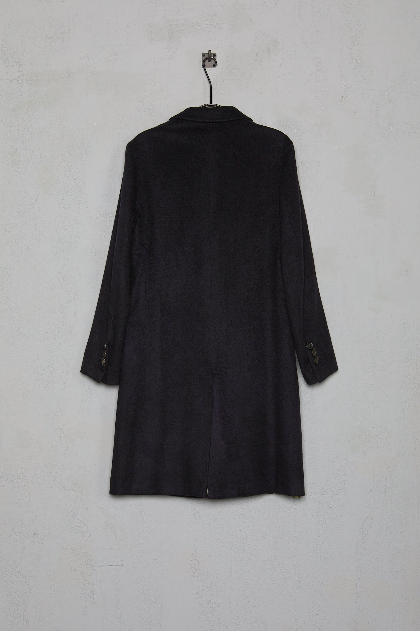 Geoffrey B. Small Women's 3 Button Coat in Piacenza 1733 2-Ply Alashan Cashmere