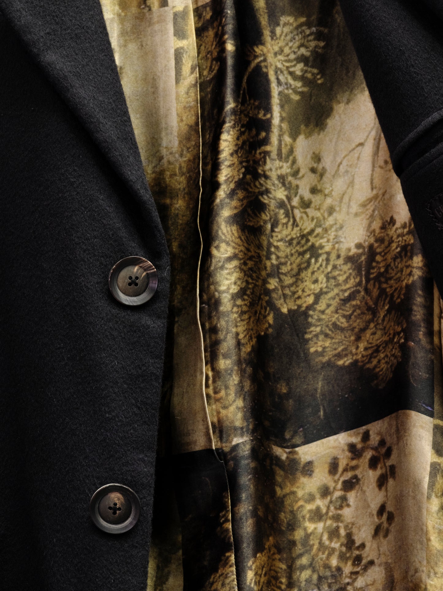 Geoffrey B. Small Women's 3 Button Coat in Piacenza 1733 2-Ply Alashan Cashmere