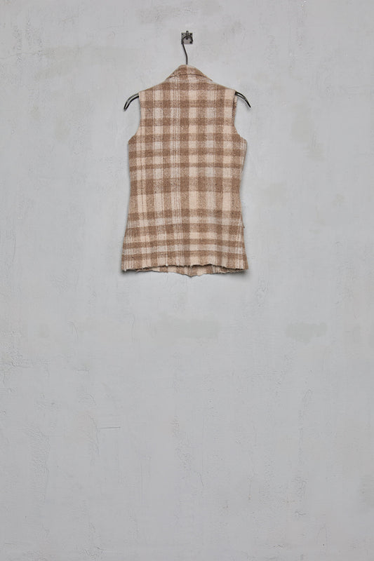 Amy Revier Haunui Wool For The Mist Gilet