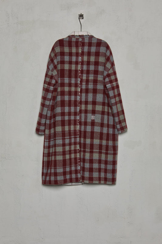 Amy Revier L.Coat: Awakened By The Cold, A Light Snow Falls