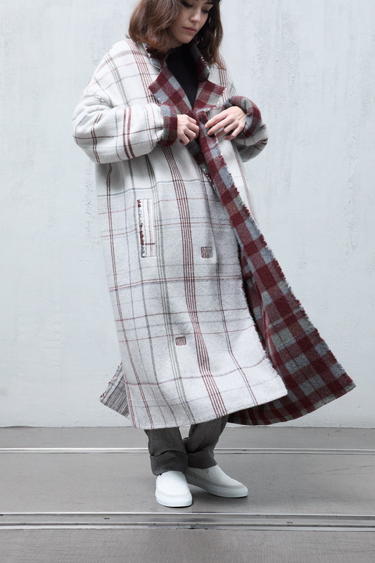 Amy Revier L.Coat: Awakened By The Cold, A Light Snow Falls