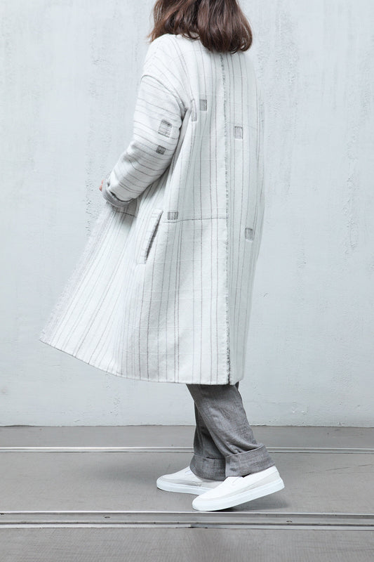 Amy Revier M.Coat: Please Wait For The Light Of The Moon