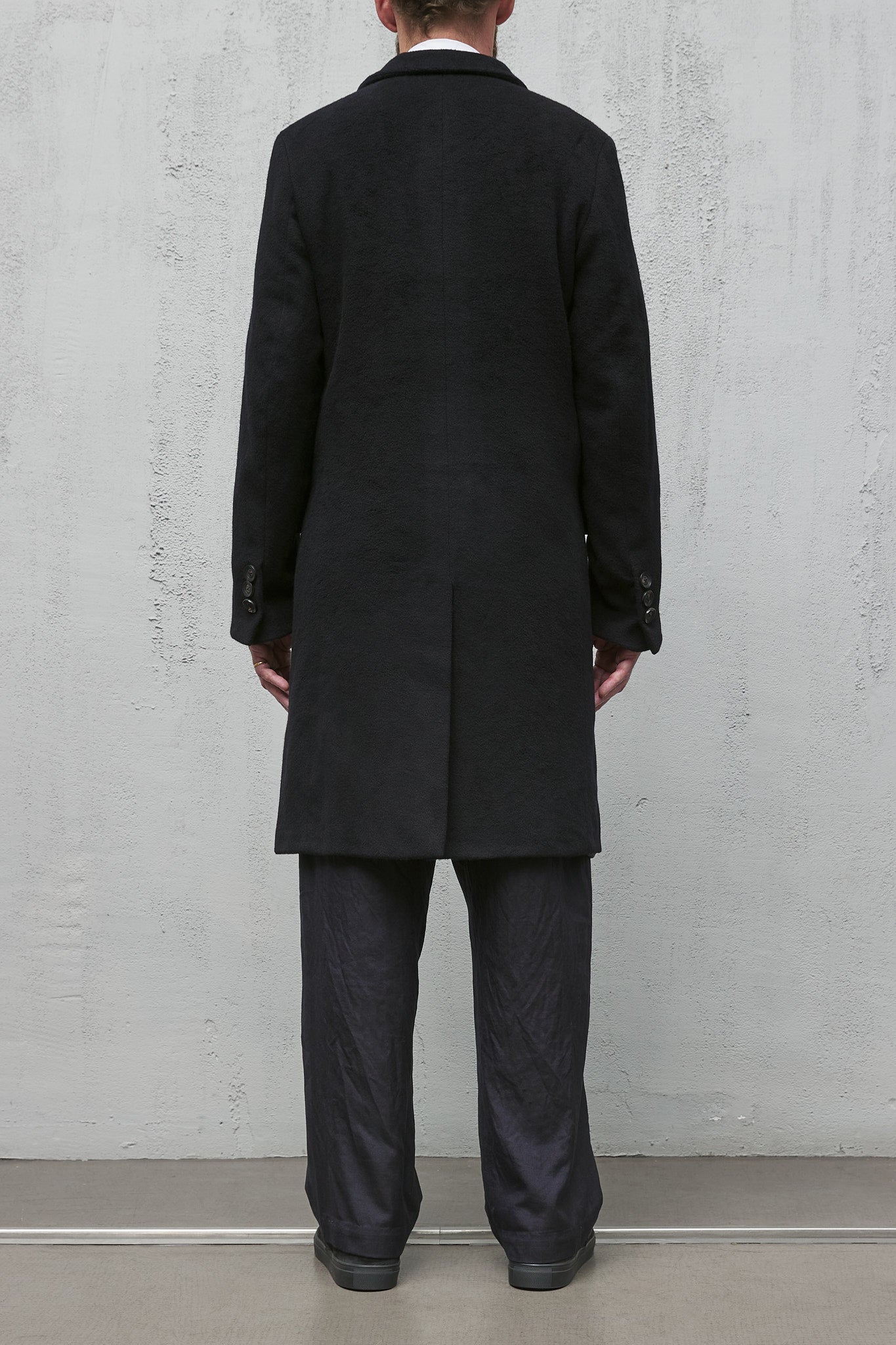 Geoffrey B. Small Men's Long Coat in Piacenza  3-Ply Alashan Cashmere superlux