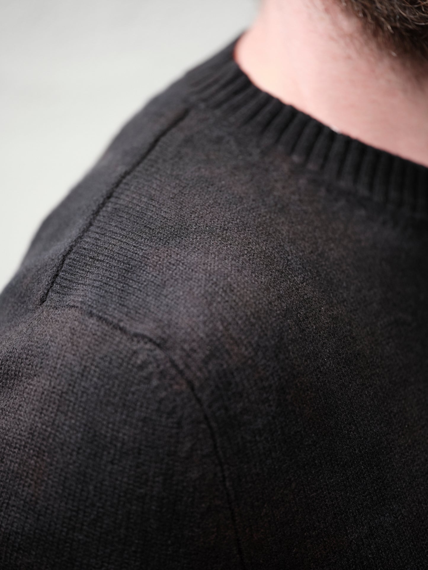 Geoffrey B. Small Men's Crew Neck Sweater in Cashmere