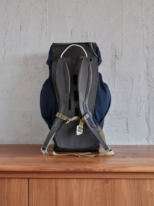 Racing Atelier Rucksack with Drinking Set