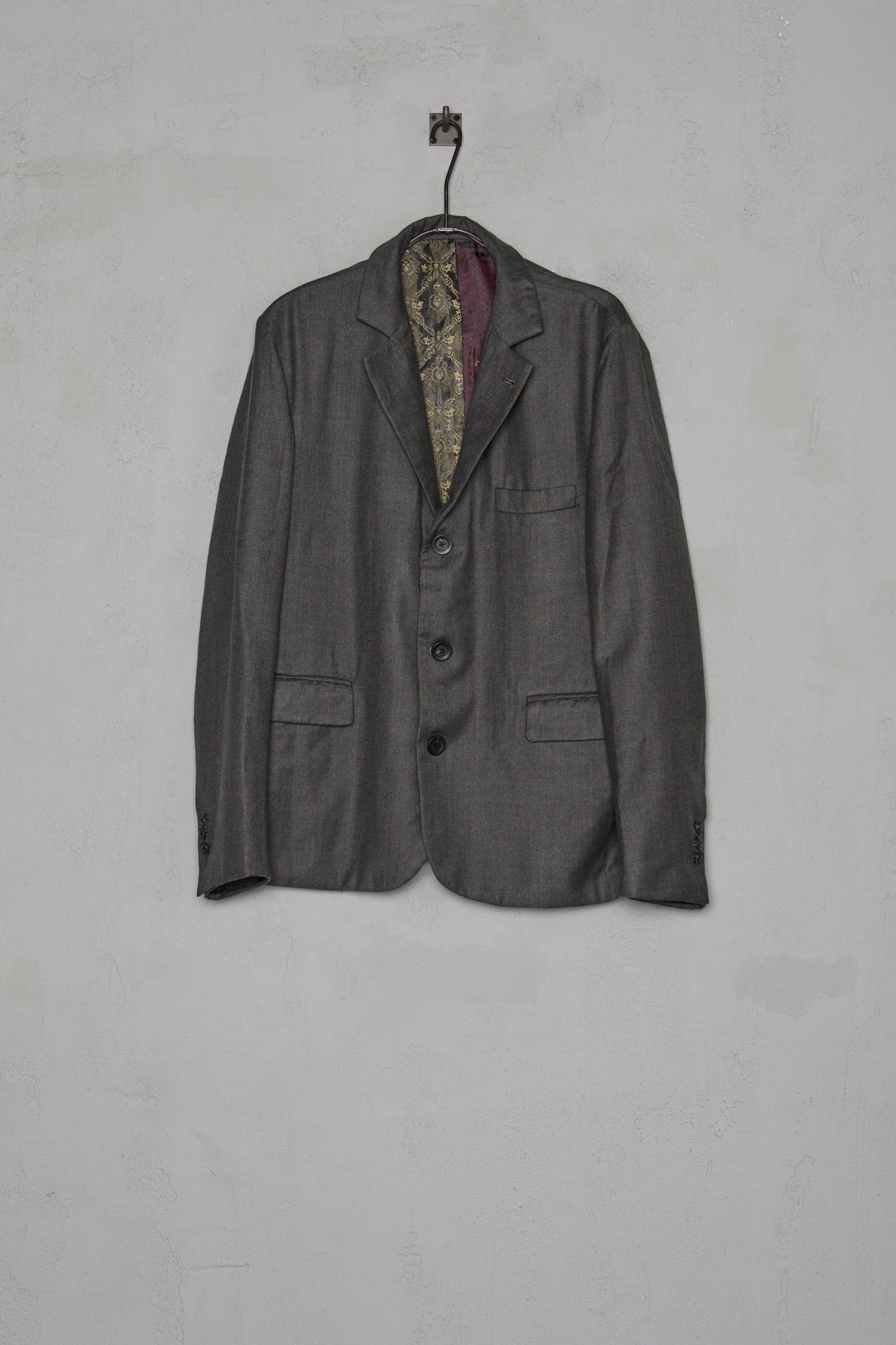 Geoffrey B. Small Men's Suit in Hand-Dyed Dark Marzotto Vintage 6426 Wool