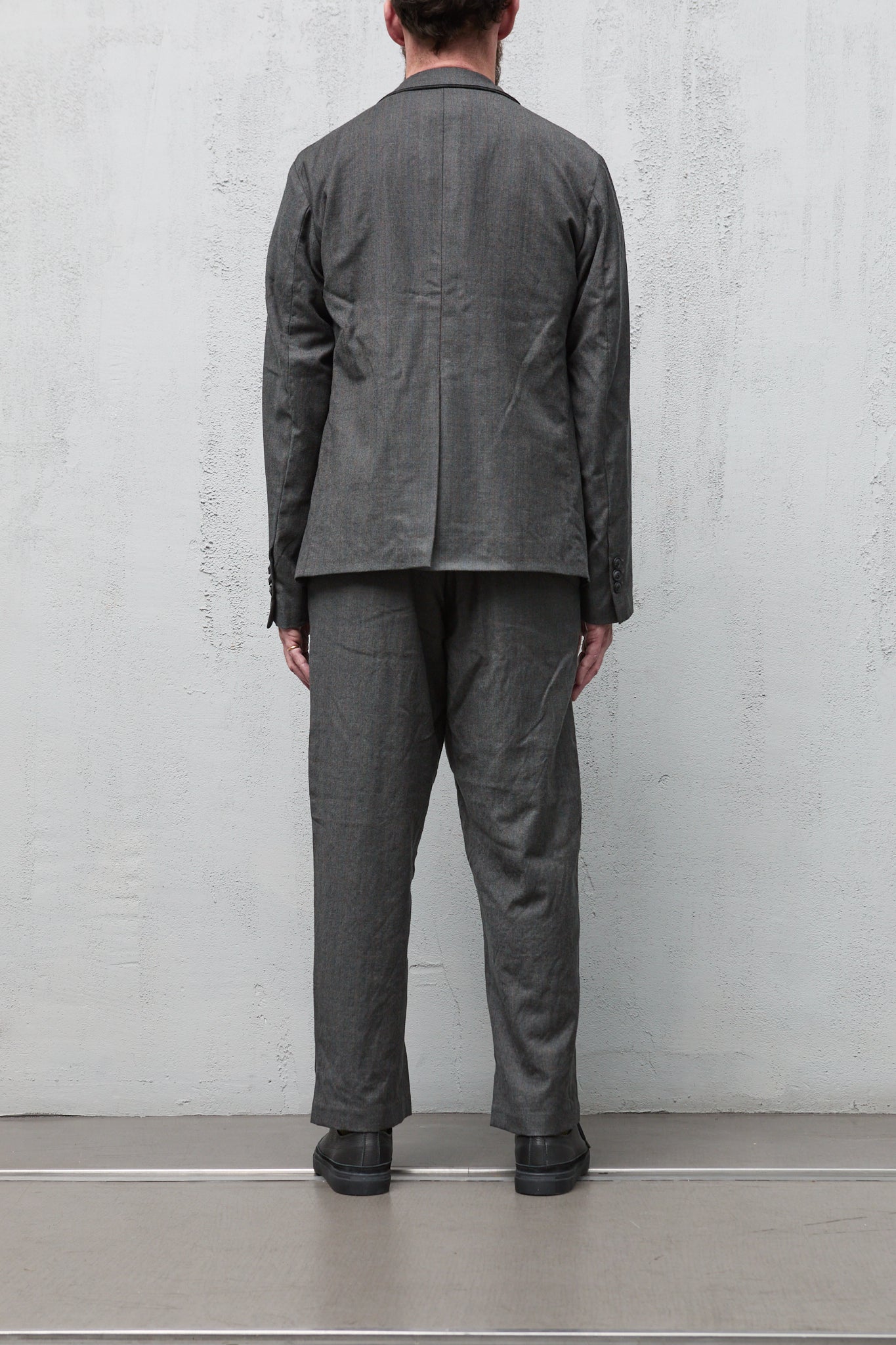 Geoffrey B. Small Men's Suit in Hand-Dyed Dark Marzotto Vintage 6426 Wool