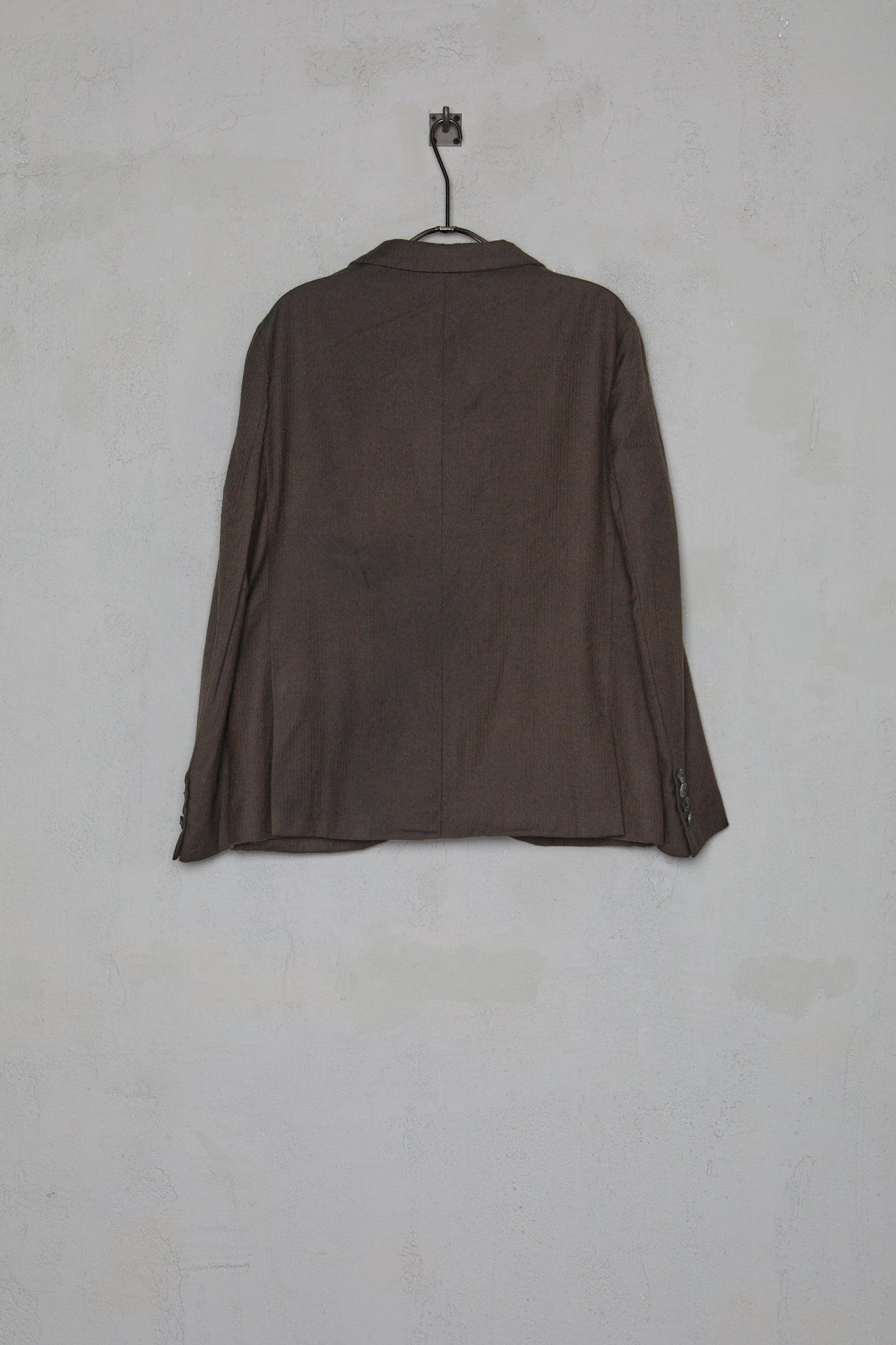 Geoffrey B. Small Men's Suit in Marzotto Vin 6419 'Woolmaster' Virgin Wool