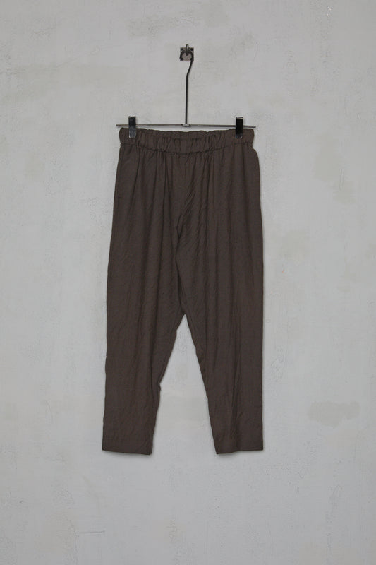 Geoffrey B. Small Men's Suit in Marzotto Vin 6419 'Woolmaster' Virgin Wool