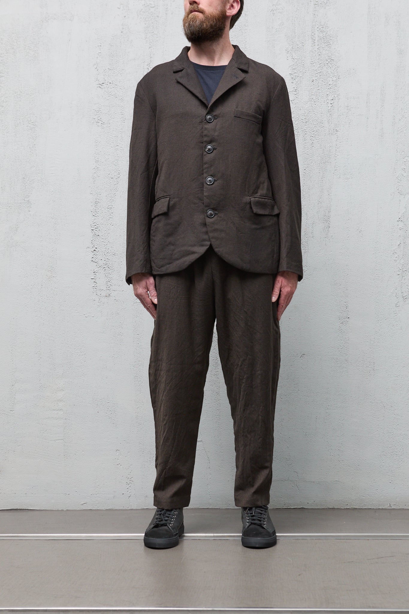 Geoffrey B. Small Men's Suit in Marzotto Vin 6419 'Woolmaster' Virgin Wool