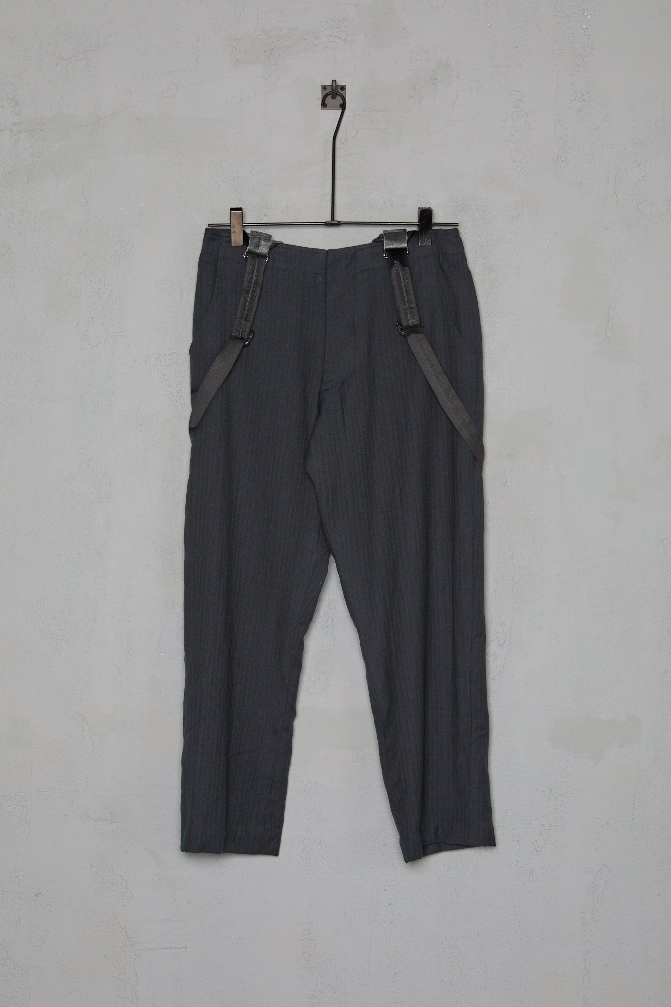 Geoffrey B. Small Men's Suit in Hand-Dyed Marzotto Vintage 6422 Wool