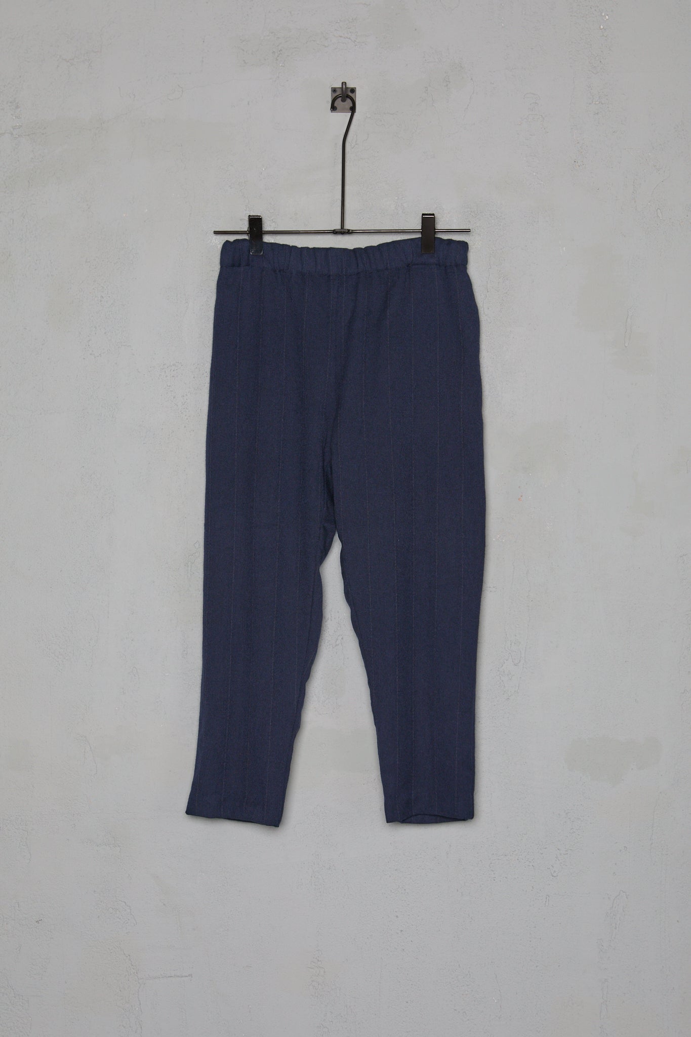 Geoffrey B. Small Men's Suit in Hand-Dyed Navy Marzotto Vintage 6431 Wool