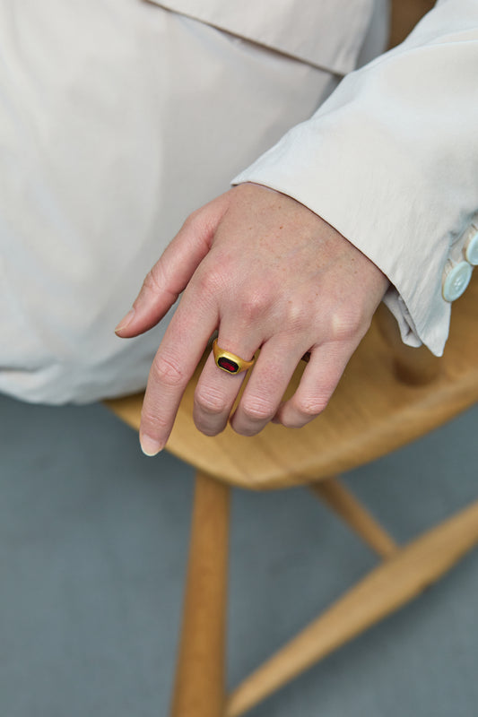 Prounis Gaea Roz Ring | Faceted Almond Garnet 22ct Gold