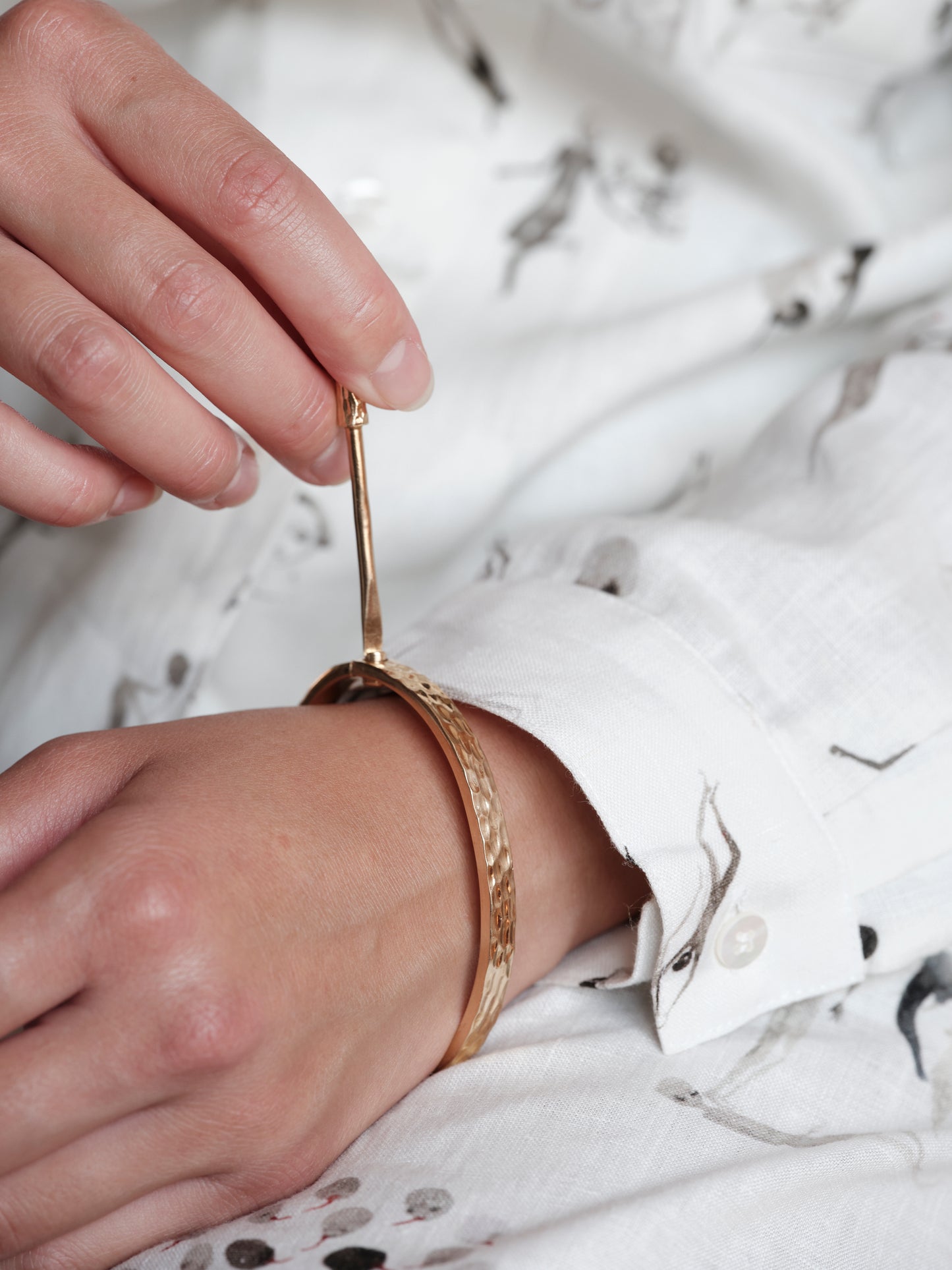 Alice Waese Men's Screw Bracelet