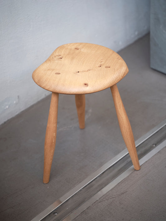Bobby Mills English Oak Milking Stool