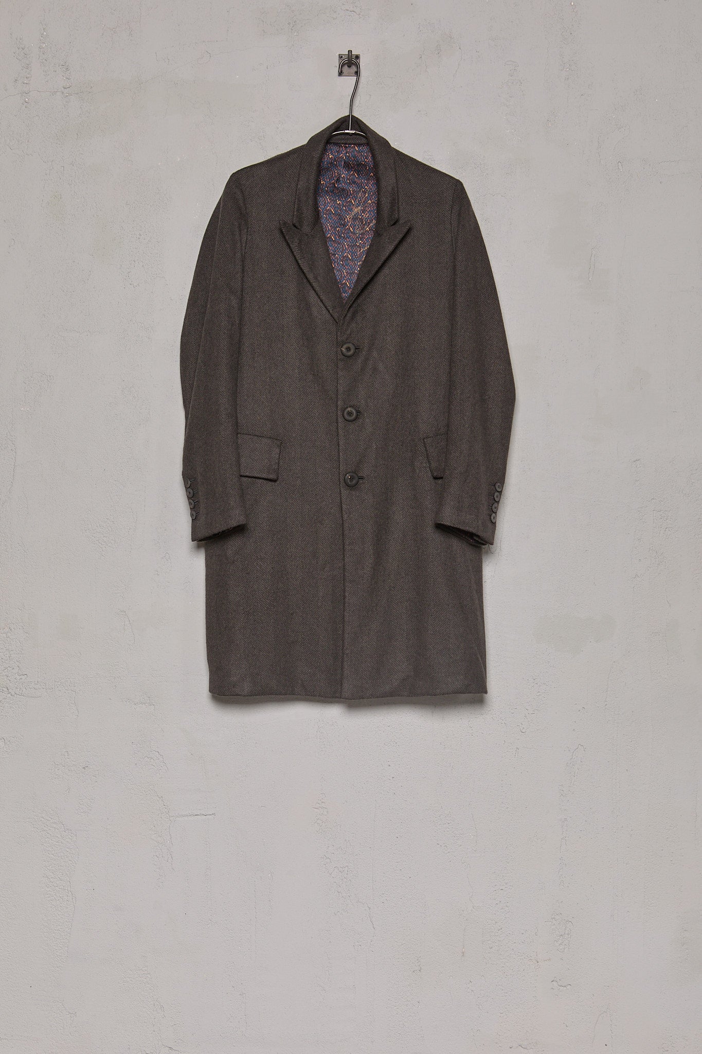 Geoffrey B. Small Men's Single Breasted A Line Coat in Alashan 2 ply Cashmere