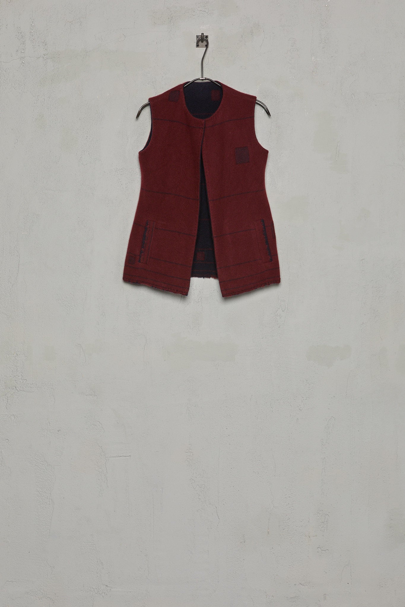 Amy Revier Gilet: Midautumn, The Mountains Are Crimson