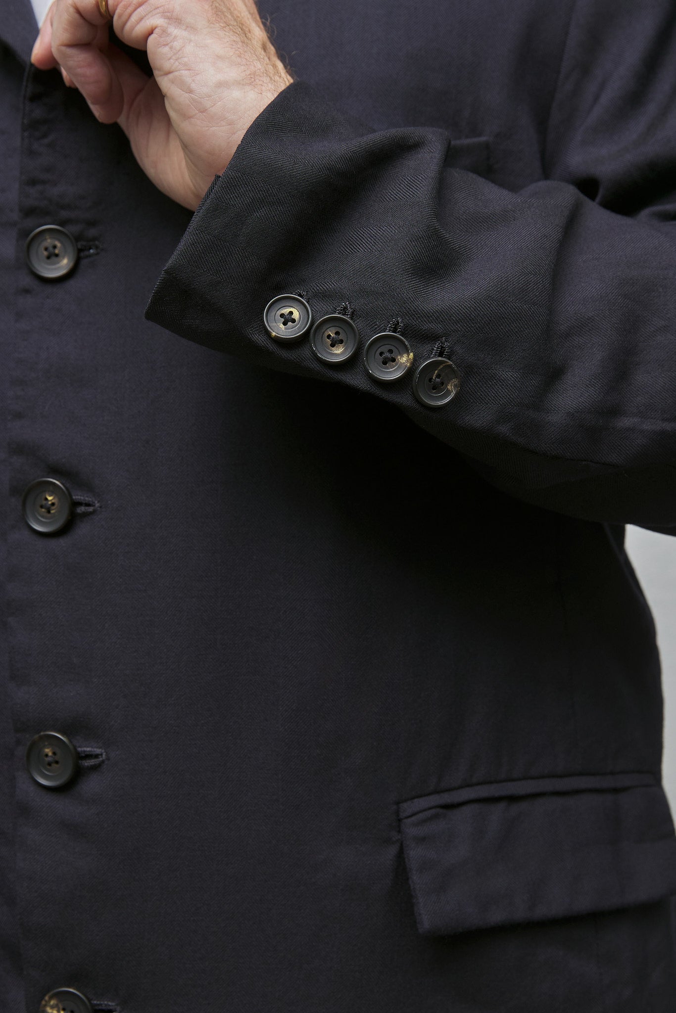 Geoffrey B. Small Men's 4 Button Jacket in Pure Alashan Worsted Cashmere