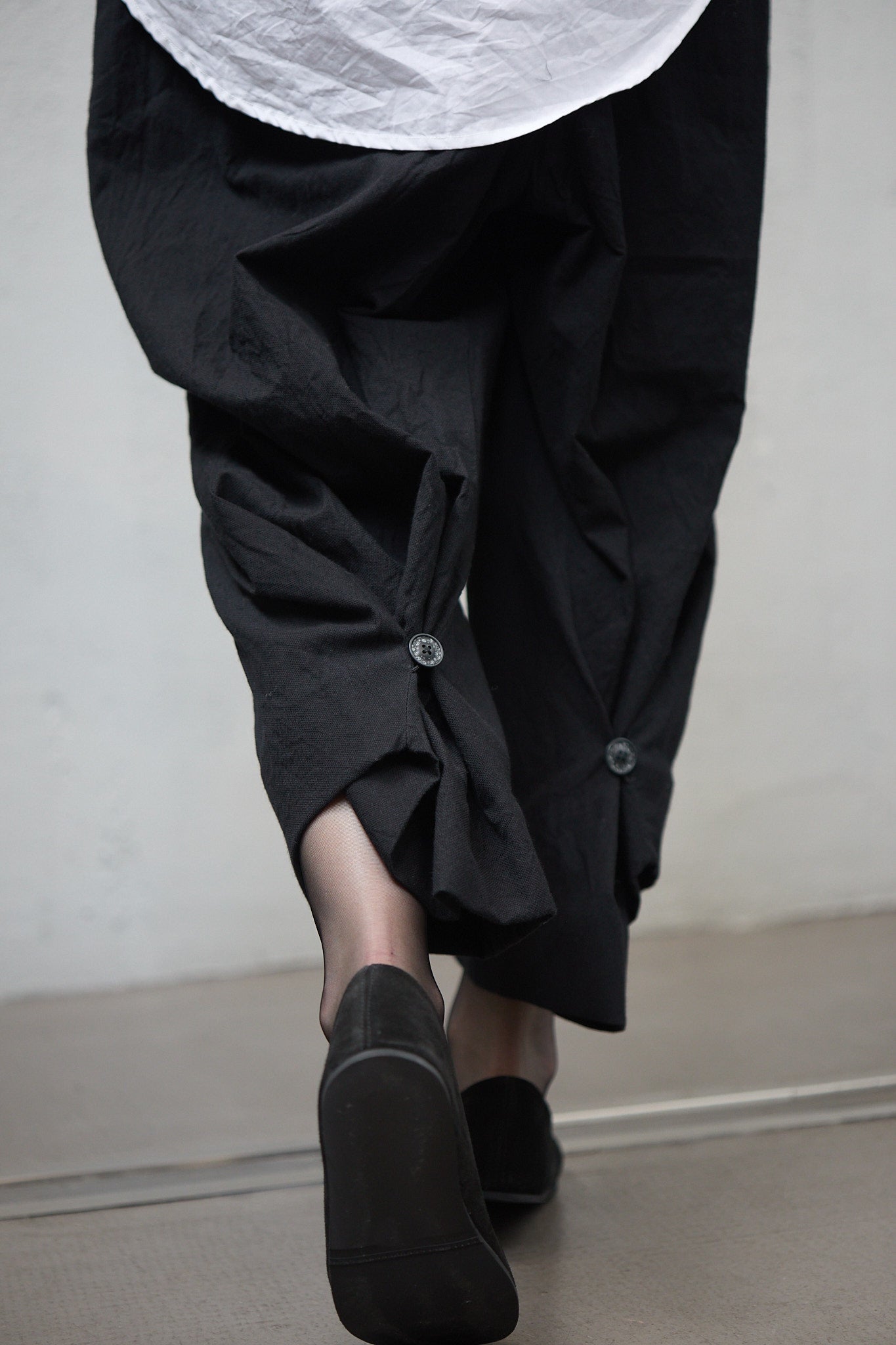 Geoffrey B. Small Women's Belted Afghan Sohawal Trouser in Piacenza 1733 Alashan Breath Cashmere