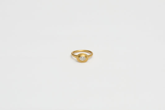 Prounis Alabastra Ring | Oval Diamond 22ct Gold