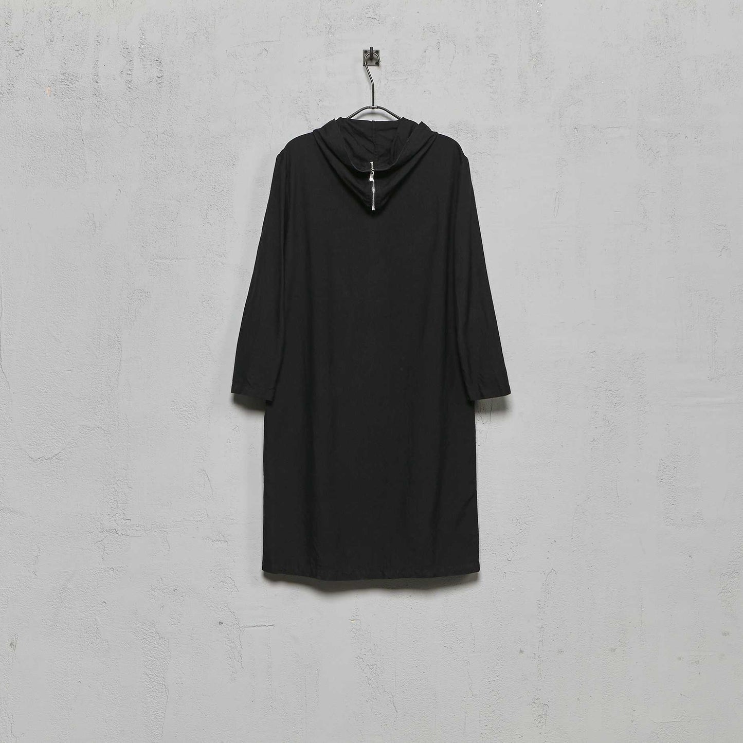 Geoffrey B. Small Women's Long Hooded Zipper Coat in Tessitura Bertazzon Silk