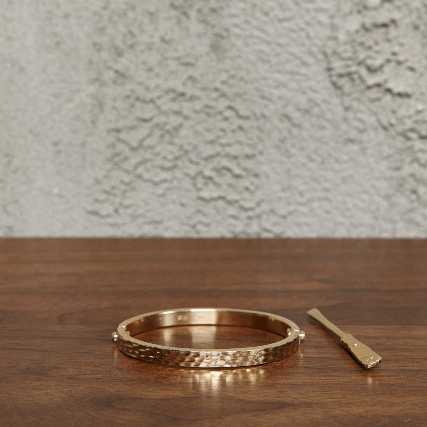 Alice Waese Men's Screw Bracelet