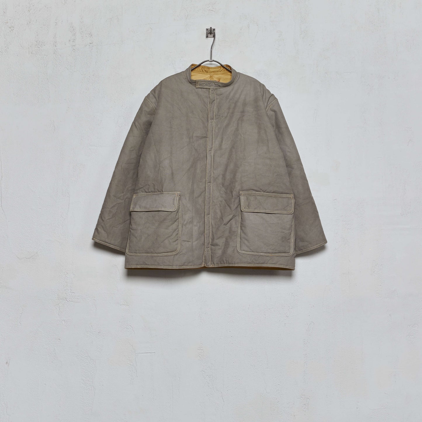 Anecho Men's Half Length Hooded Puffer Coat in Cotton