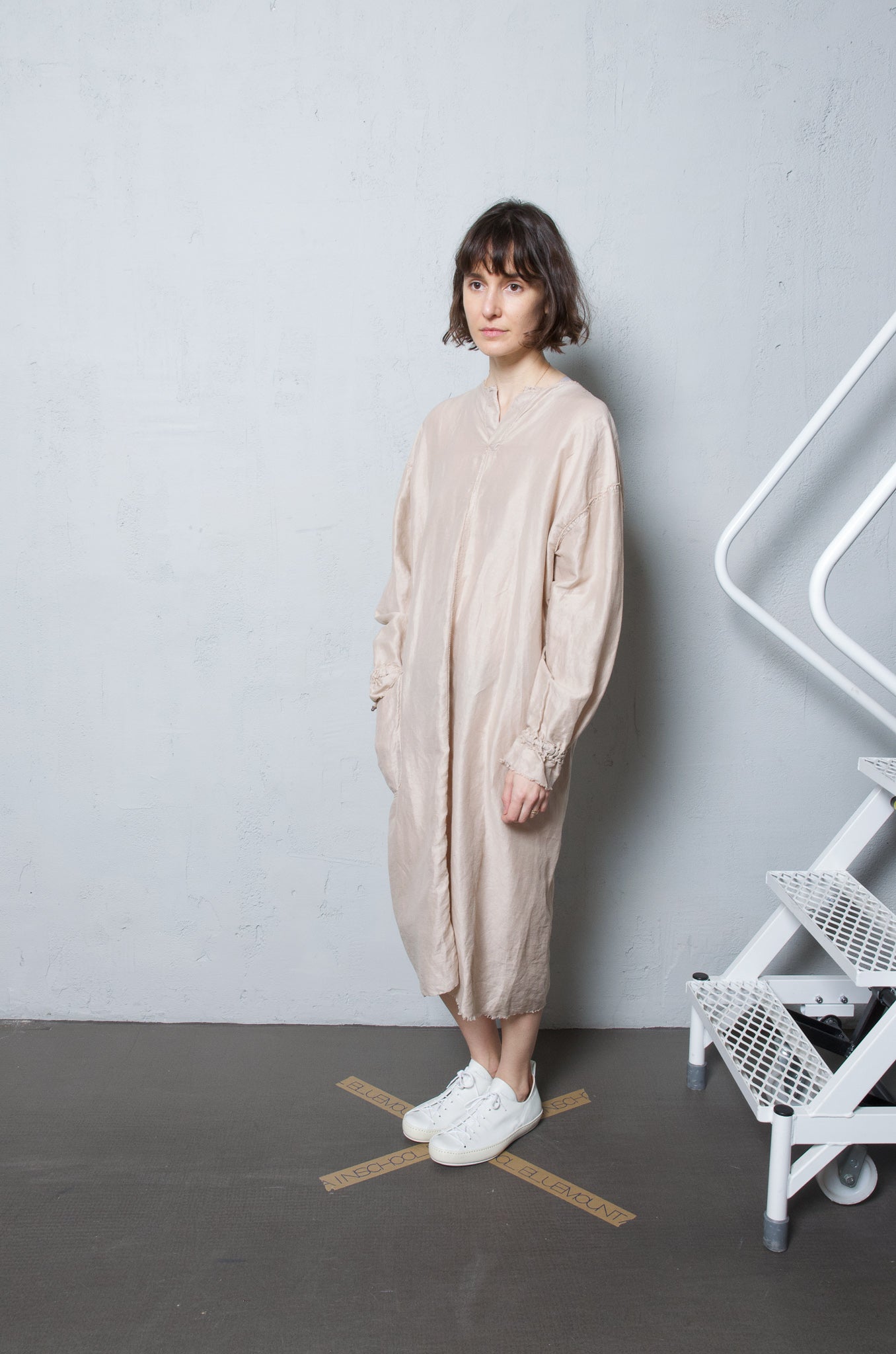 Anecho Women's Back Snap Dress in Silk Linen