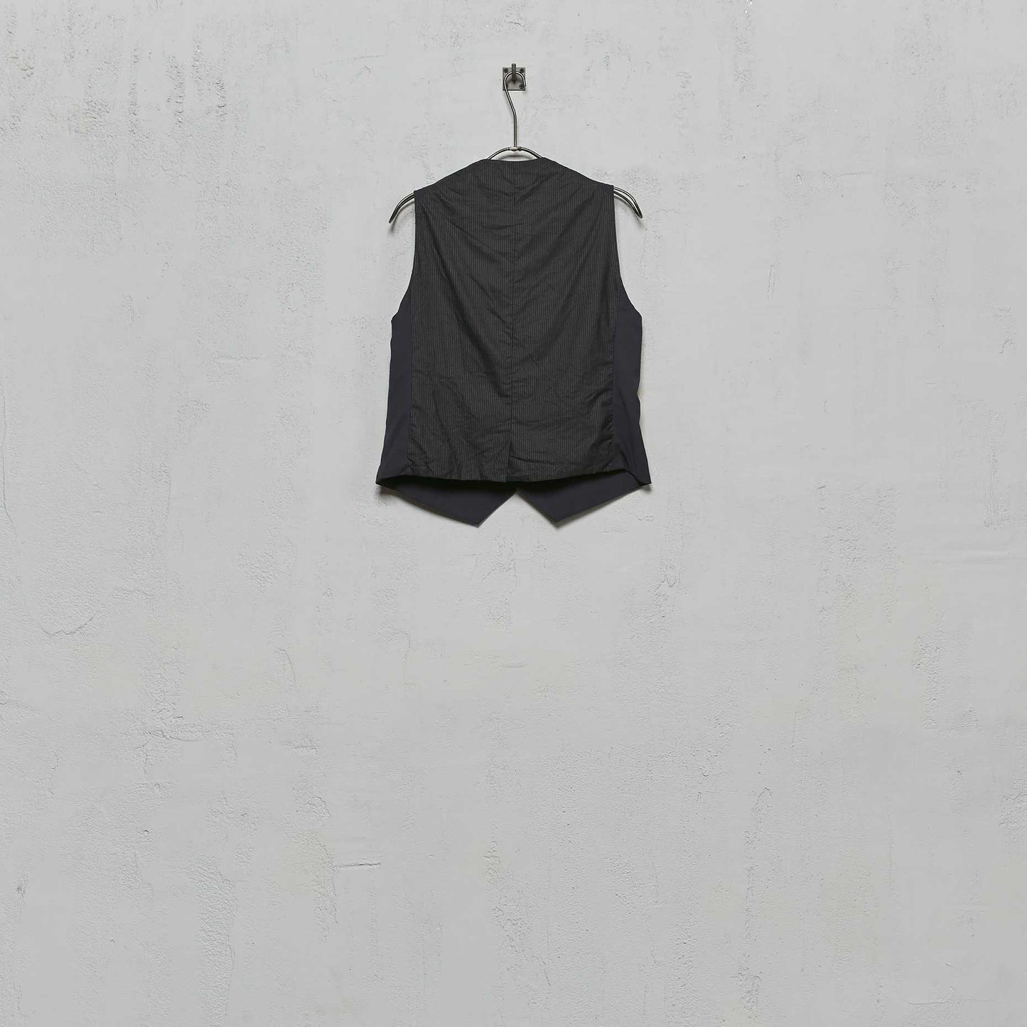 Geoffrey B. Small Men's Vest and Scarf in Piacenza 1733 'Mouliné' Wool