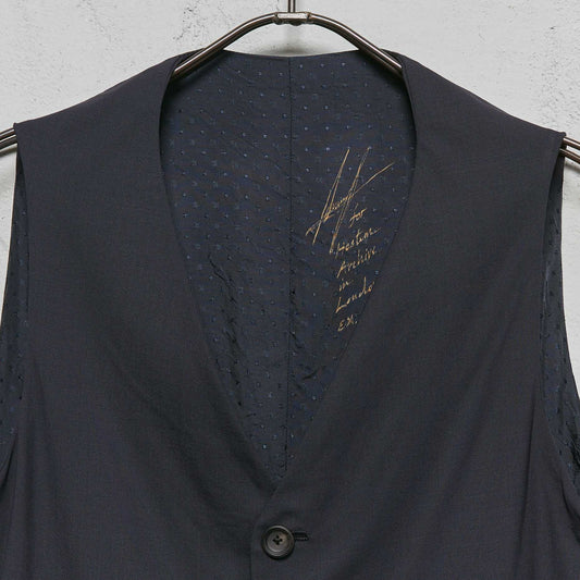 Geoffrey B. Small Men's Vest and Scarf in Piacenza 1733 'Mouliné' Wool