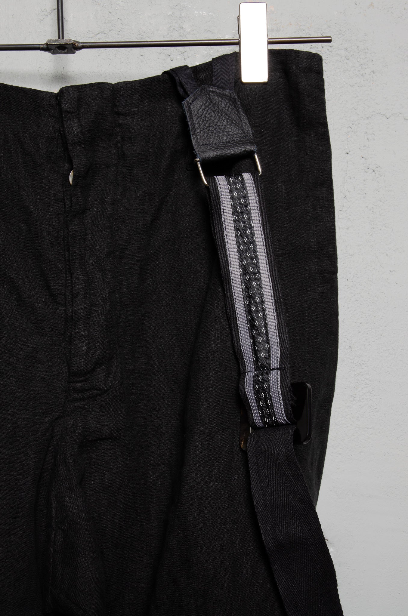 Geoffrey B. Small Women's Relaxed Fit Trouser with Suspender in Varese Hankerchief Linen